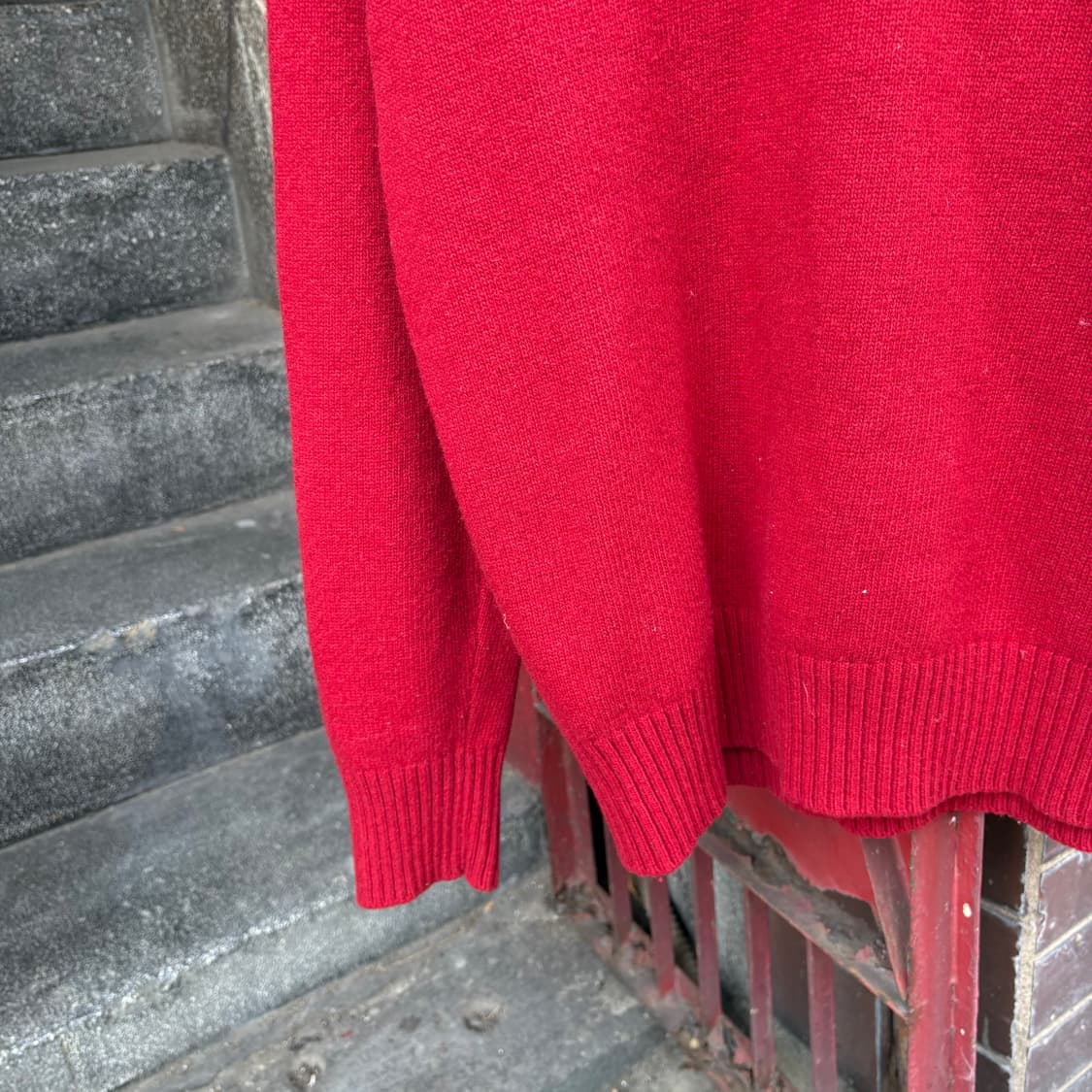 스톤아일랜드 브이넥 레드 스웨터 상품이미지4