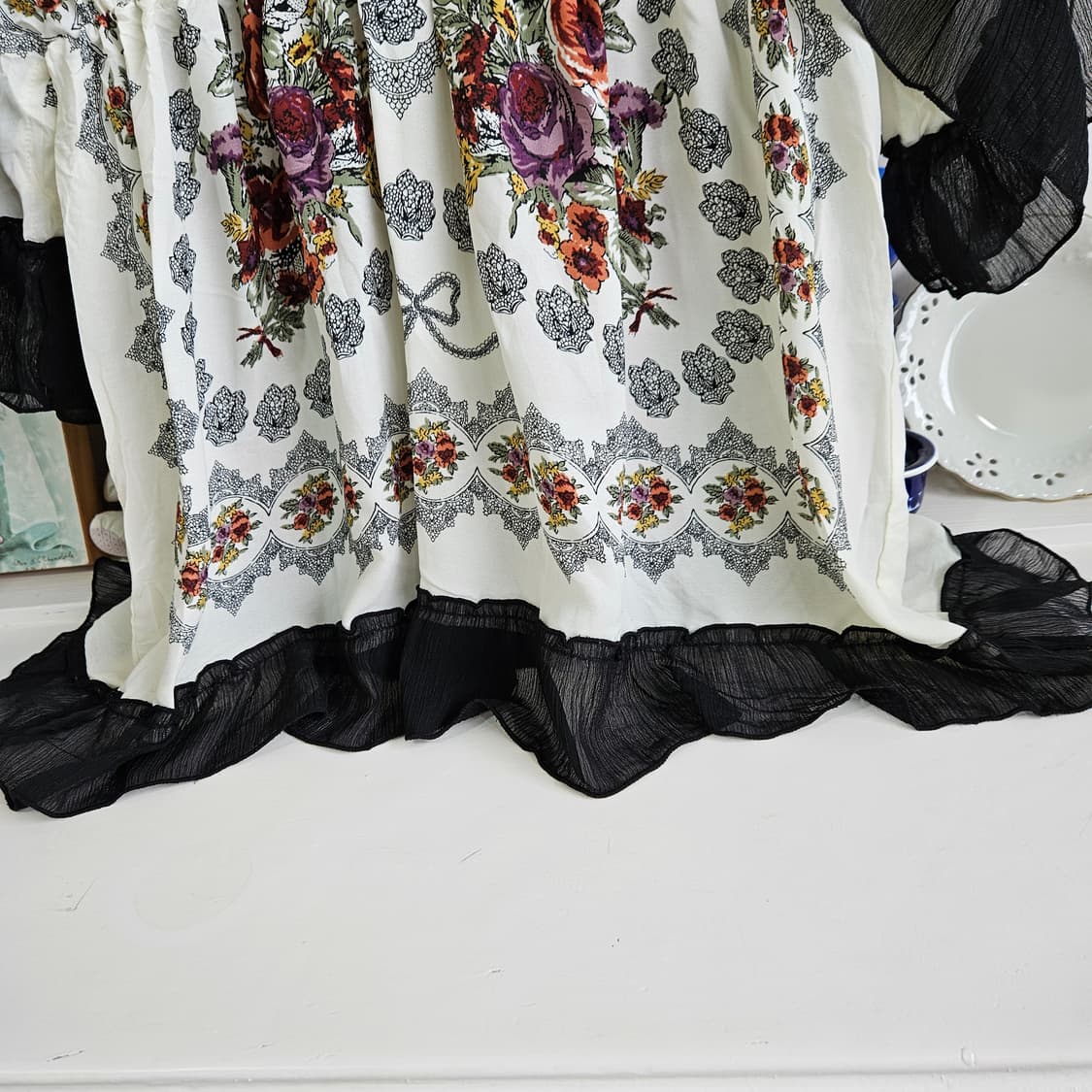 엑시즈팜(Axes Femme) 앤틱 플라워 레이스 쉬폰 블라우스 상품이미지4