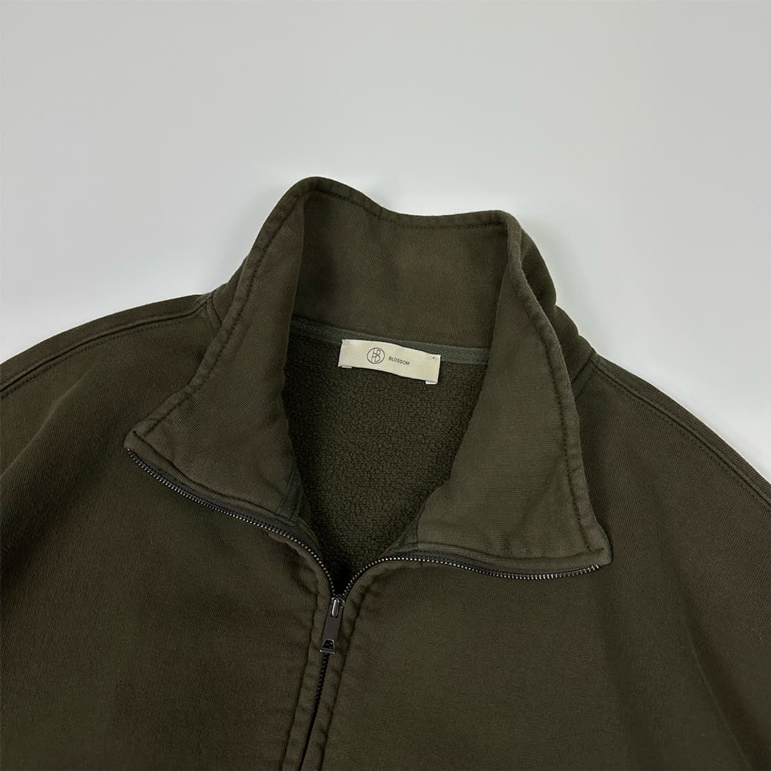 블라썸 크롭 기모 집업 상품이미지3