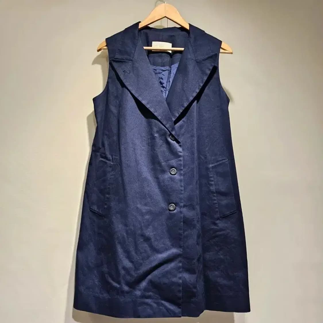 구호(KUHO) 네이비 롱 베스트 ~55반 상품이미지1