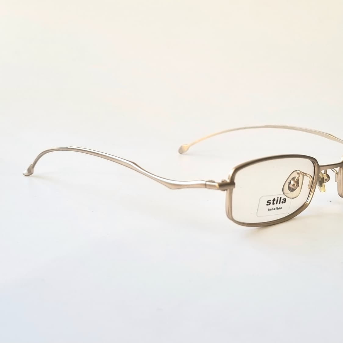 데드스탁 희소성 있는 Stila Lunettes 티타늄 안경테 상품이미지7