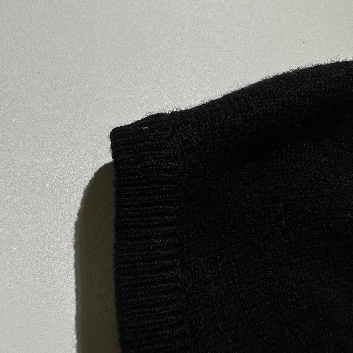 버버리 자수 로고 램스울 니트 조끼 상품이미지6