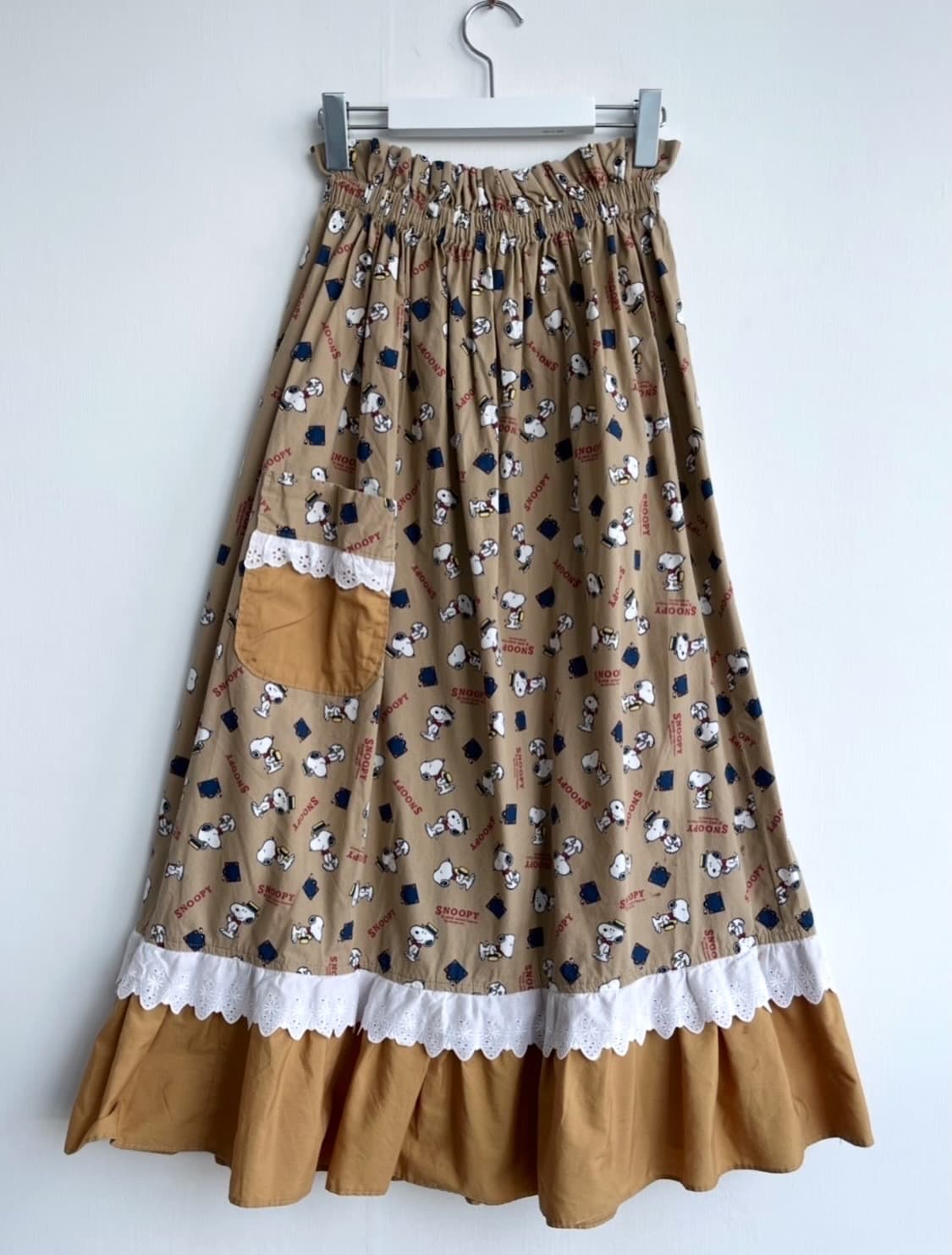 스누피 베이지 포켓 롱 스커트 상품이미지1
