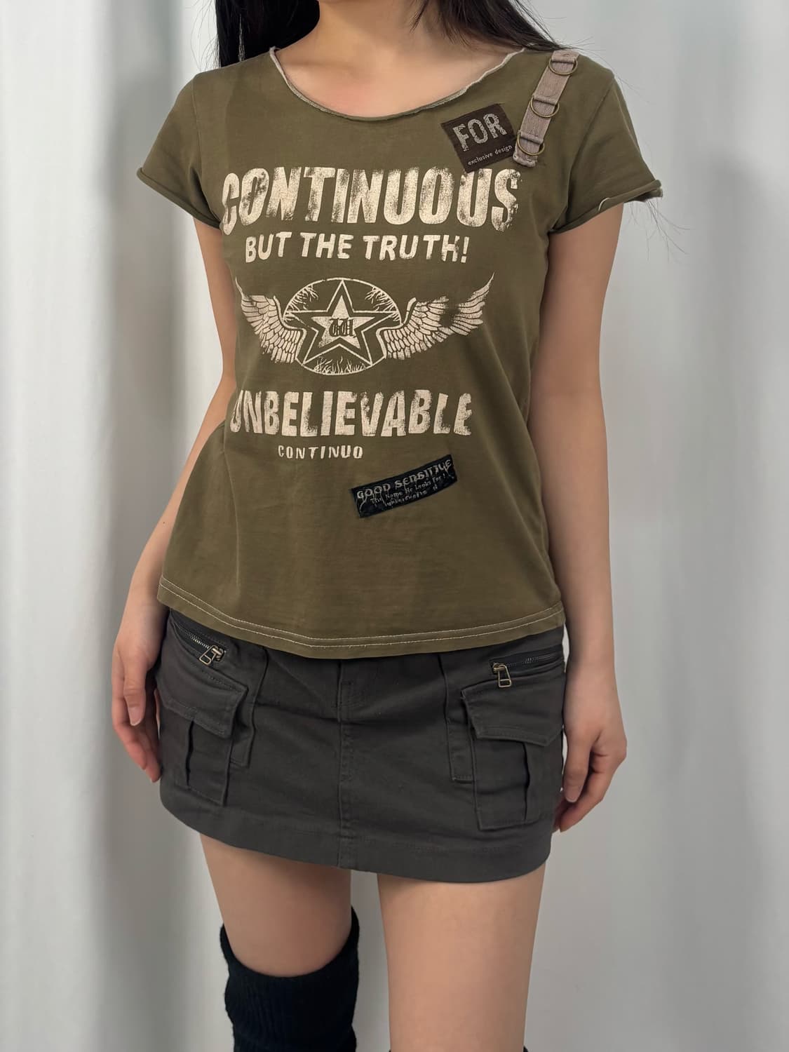 Vintage Khaki Graphic T-shirt 상품이미지1