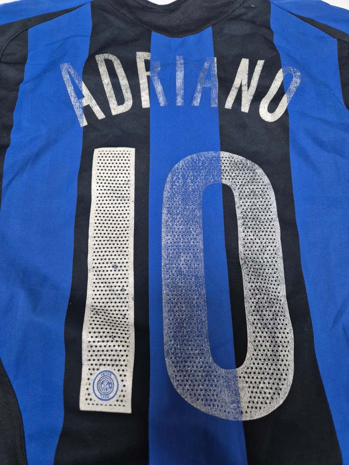 인터밀란 홈 아드리아누 유니폼 팝니다 상품이미지4