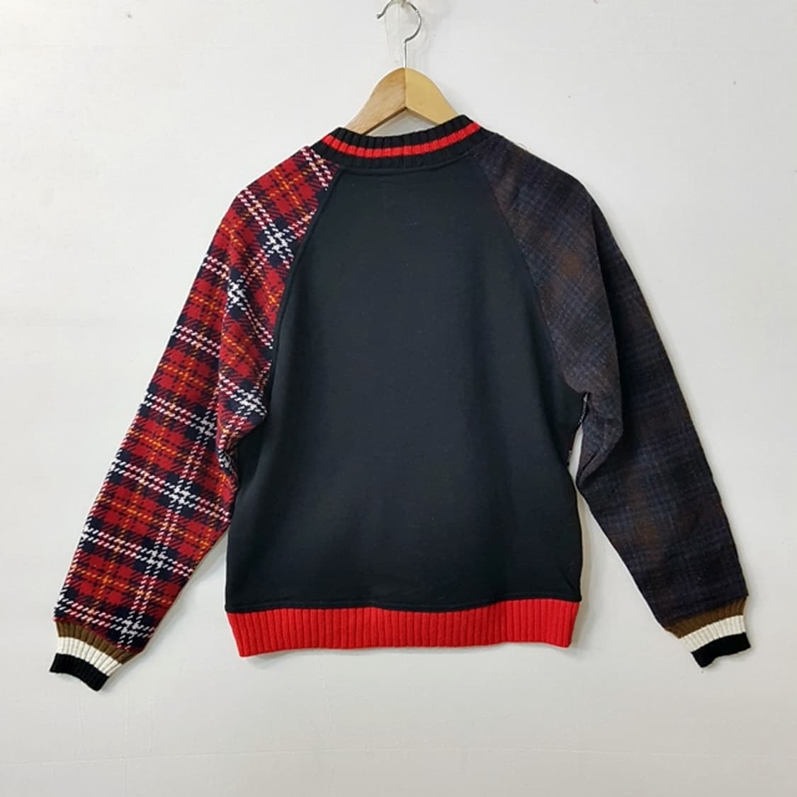 Desigual 데시구알 울 패치워크 맨투맨 상품이미지3