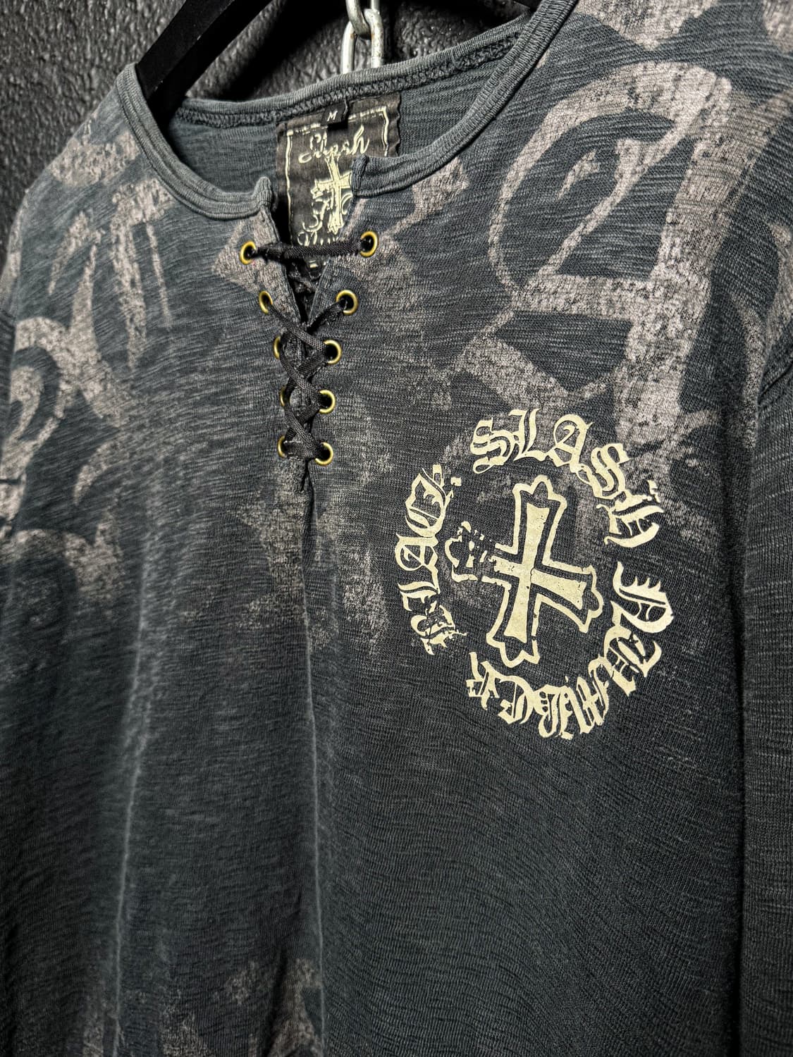 Cross Graphic Lace-Up Long Sleeve 상품이미지3