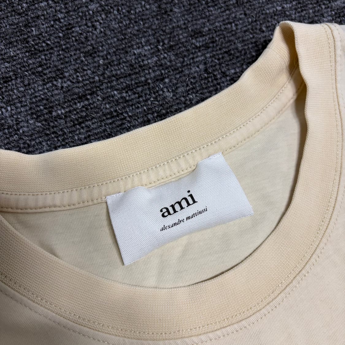 아미 스몰하트 로고 티셔츠 상품이미지4