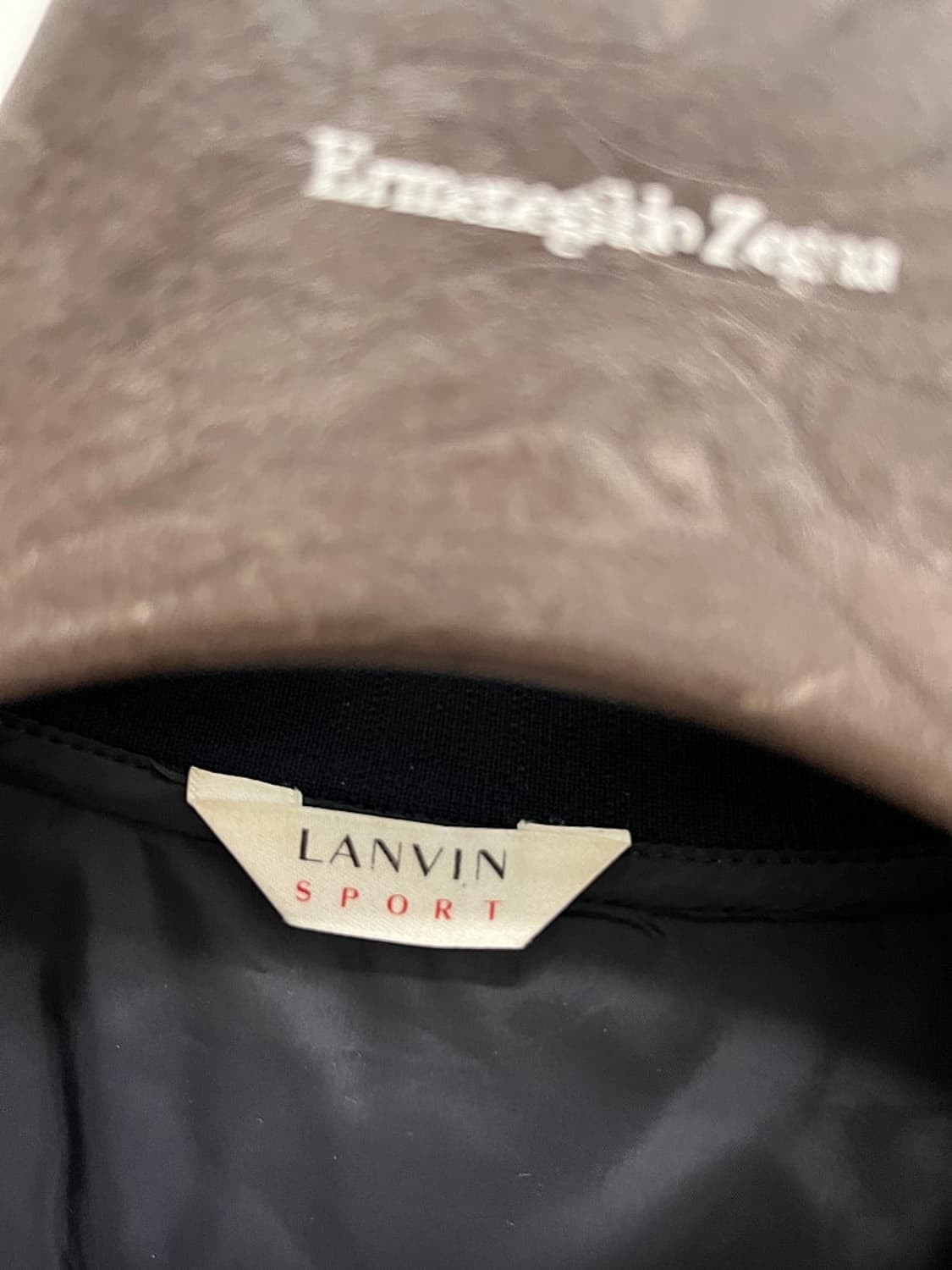 95) 랑방스포츠 반팔 다운패딩  상품이미지5