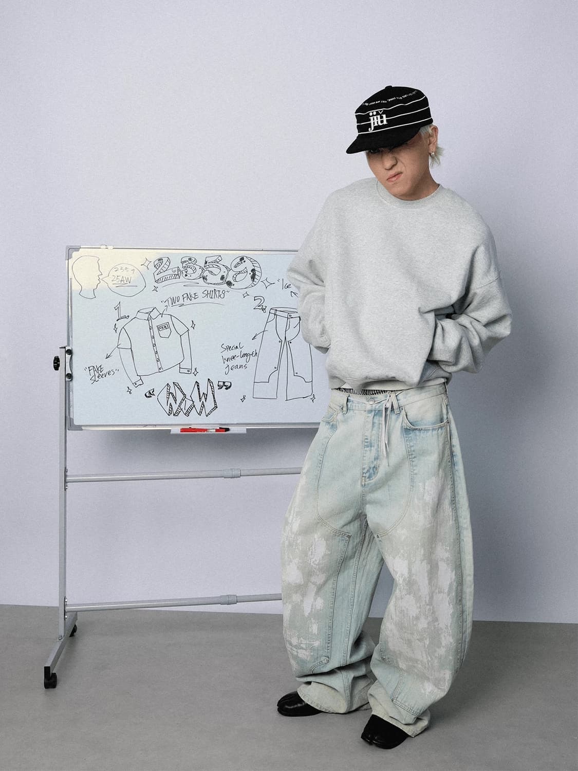 Washed Ice Blue Graffiti Baggy Denim Pan 상품이미지5