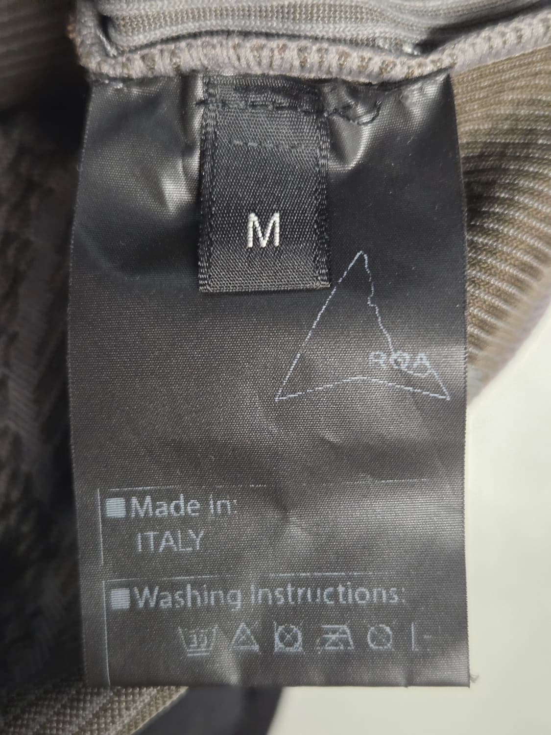 [M] ROA Roundneck 3D Knit Sweater Brown  상품이미지5