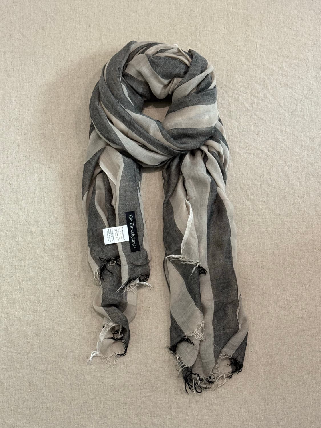 Kie Einzelganger 스트라이프 레이온 실크 머플러 상품이미지1