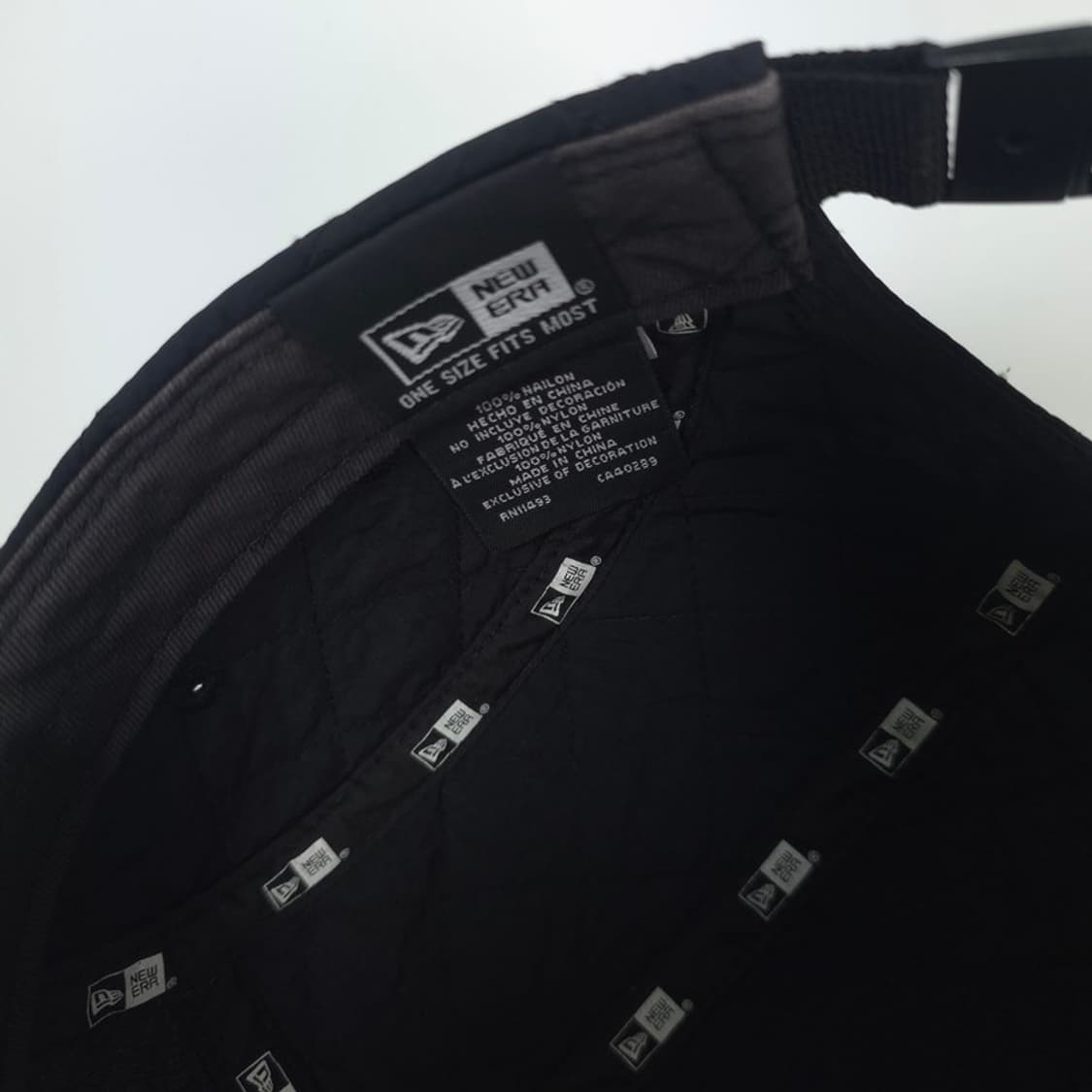 뉴에라 블랙 퀼팅 5패널 빈티지 캠프캡 상품이미지6