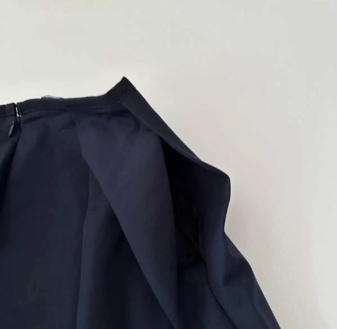 질샌더 네이비 A라인 스커트 상품이미지3