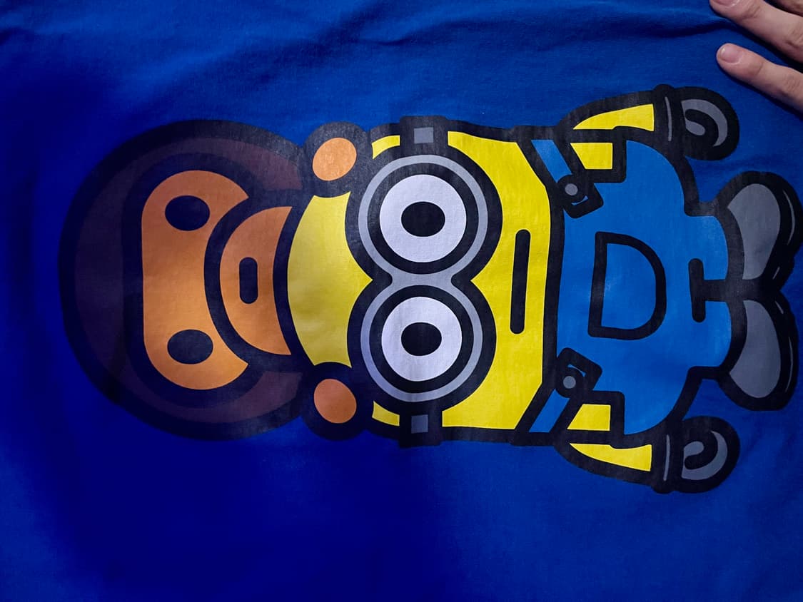 베이프 X 미니언즈 콜라보 마일로 티셔츠 L 국내매장 상품이미지8