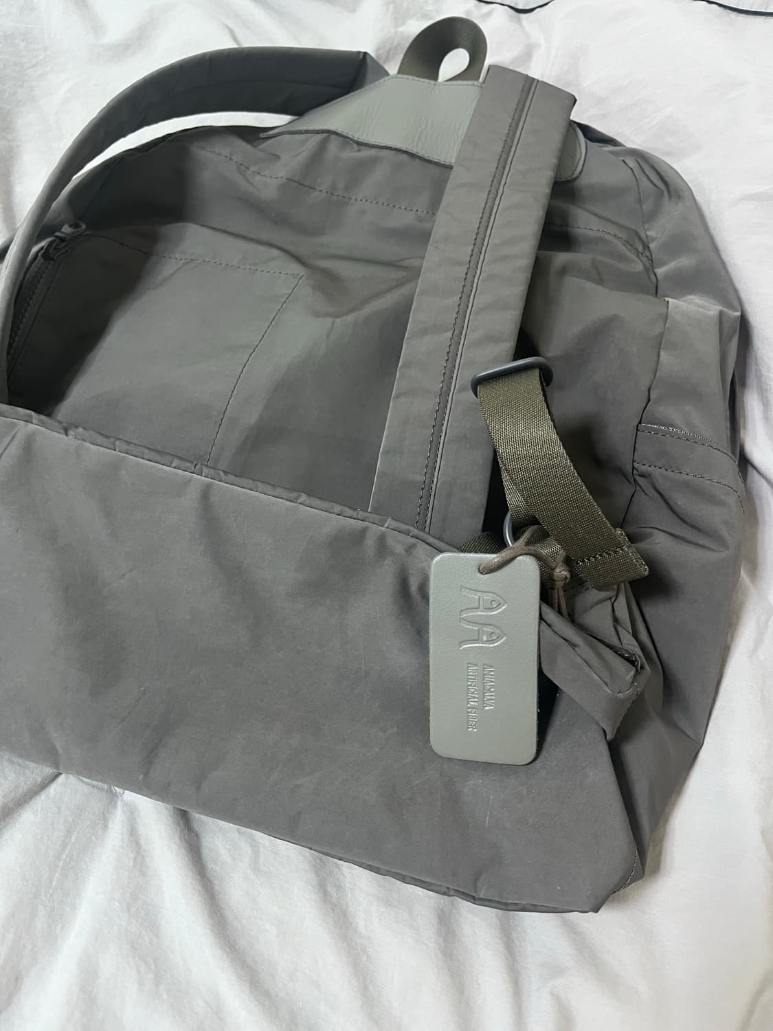 정가 43.5) 아미아칼바 스플릿 얀 백팩 그레이 상품이미지7