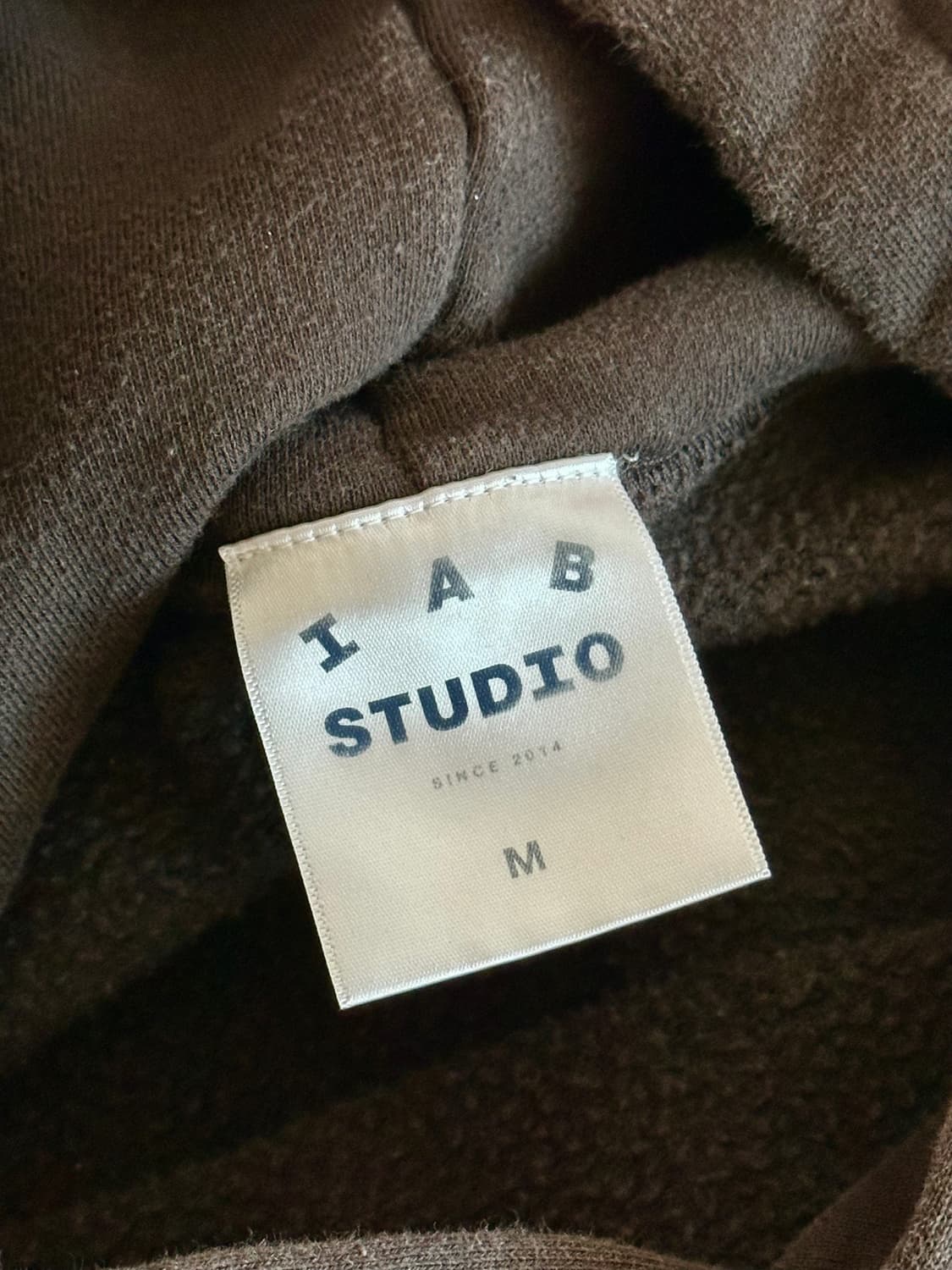 아이앱 스튜디오 브라운 후드티 M (정품 상품이미지8