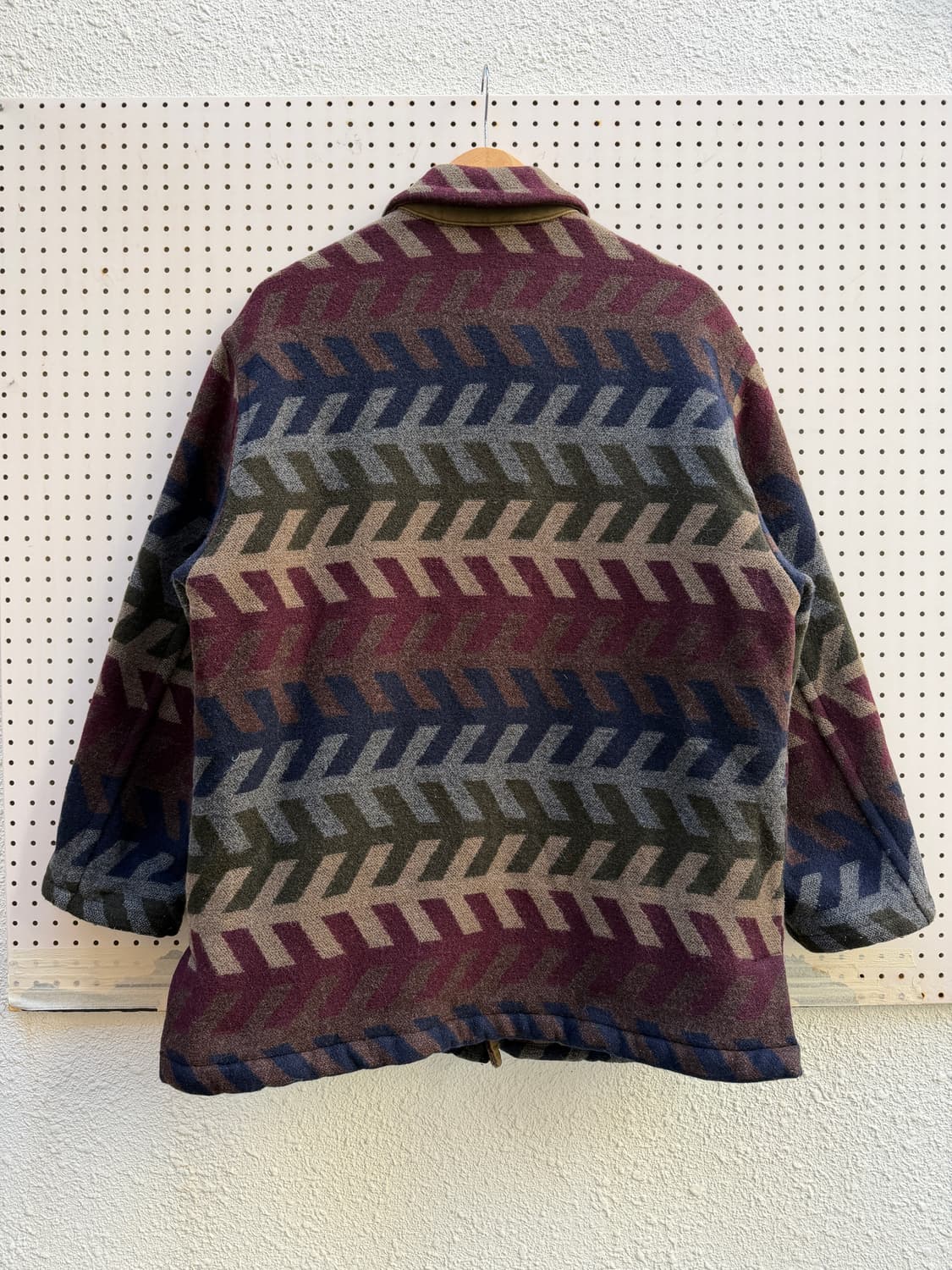 HUGO BOSS NATIVE AMERICAN AZTEC 휴고보스울자켓 상품이미지2