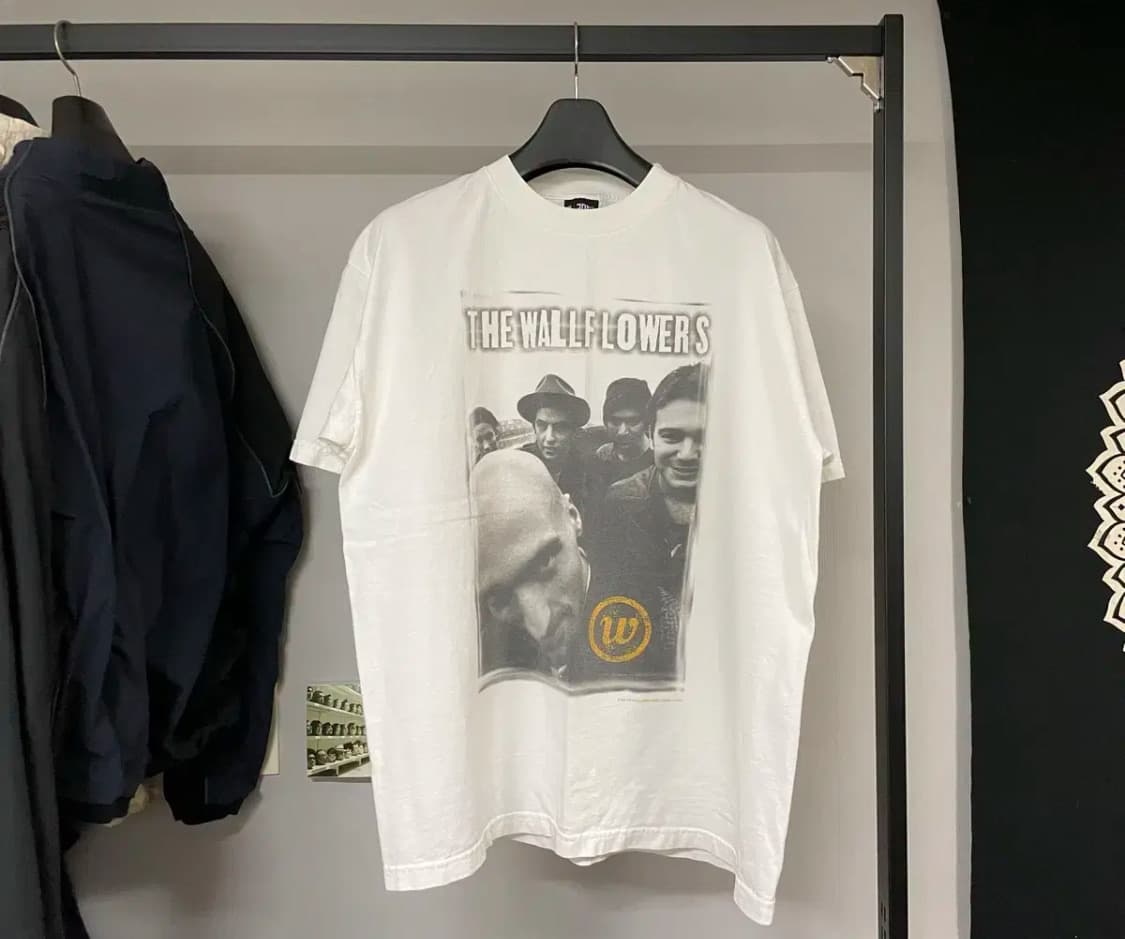 월플라워즈 90s 밴드티 상품이미지1