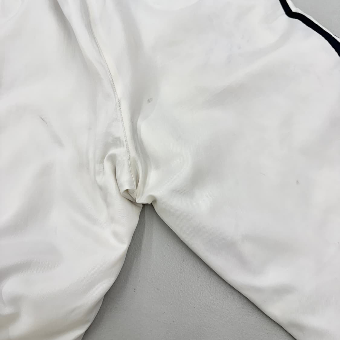 아식스 00s 올드스쿨 바람막이 트랙팬츠 상품이미지5