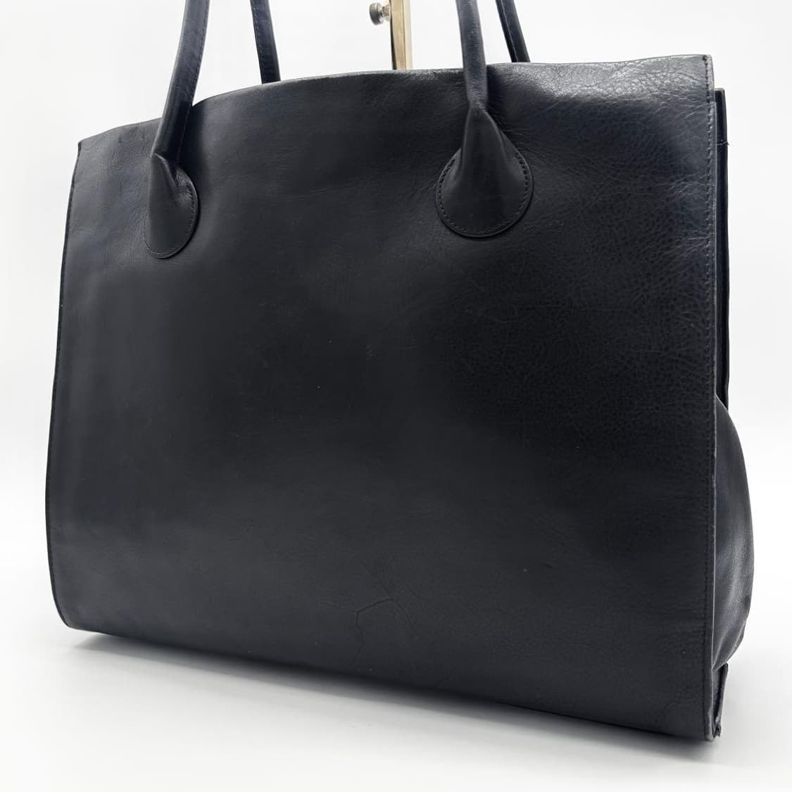 이세이미야케 디자인스튜디오 소가죽 토트백 상품이미지4