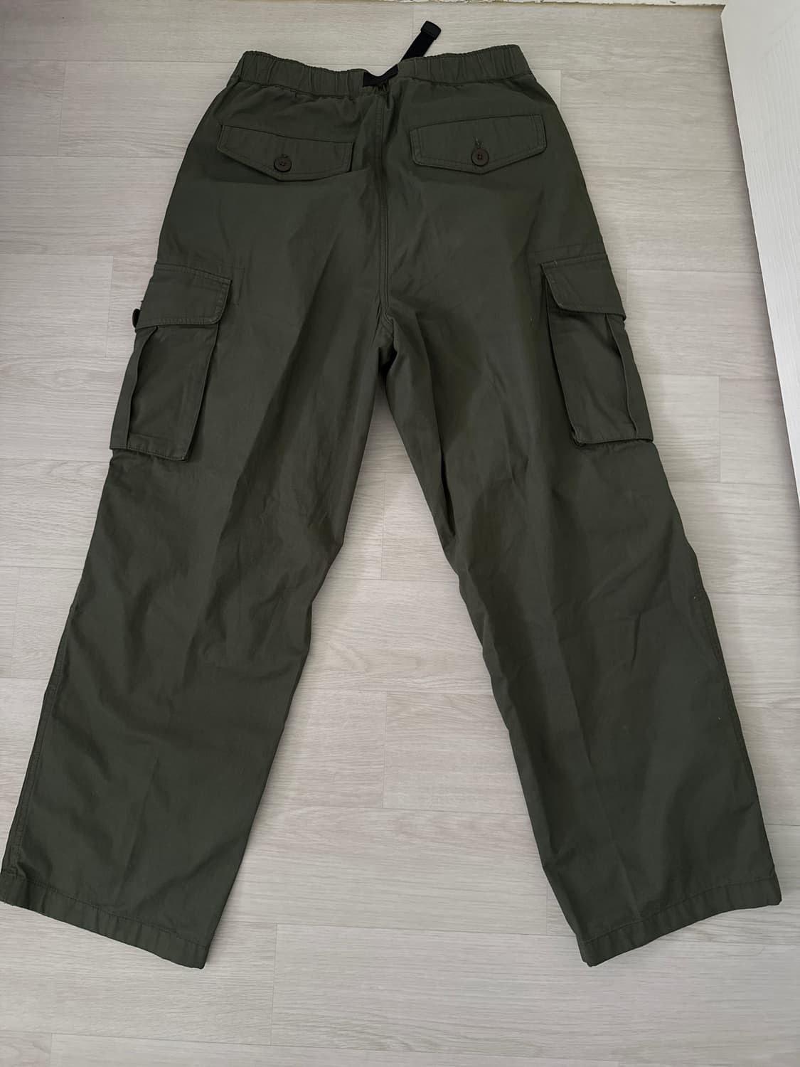 무신사 스탠다드 와이드 벨티드 카고 팬츠 카키 상품이미지2