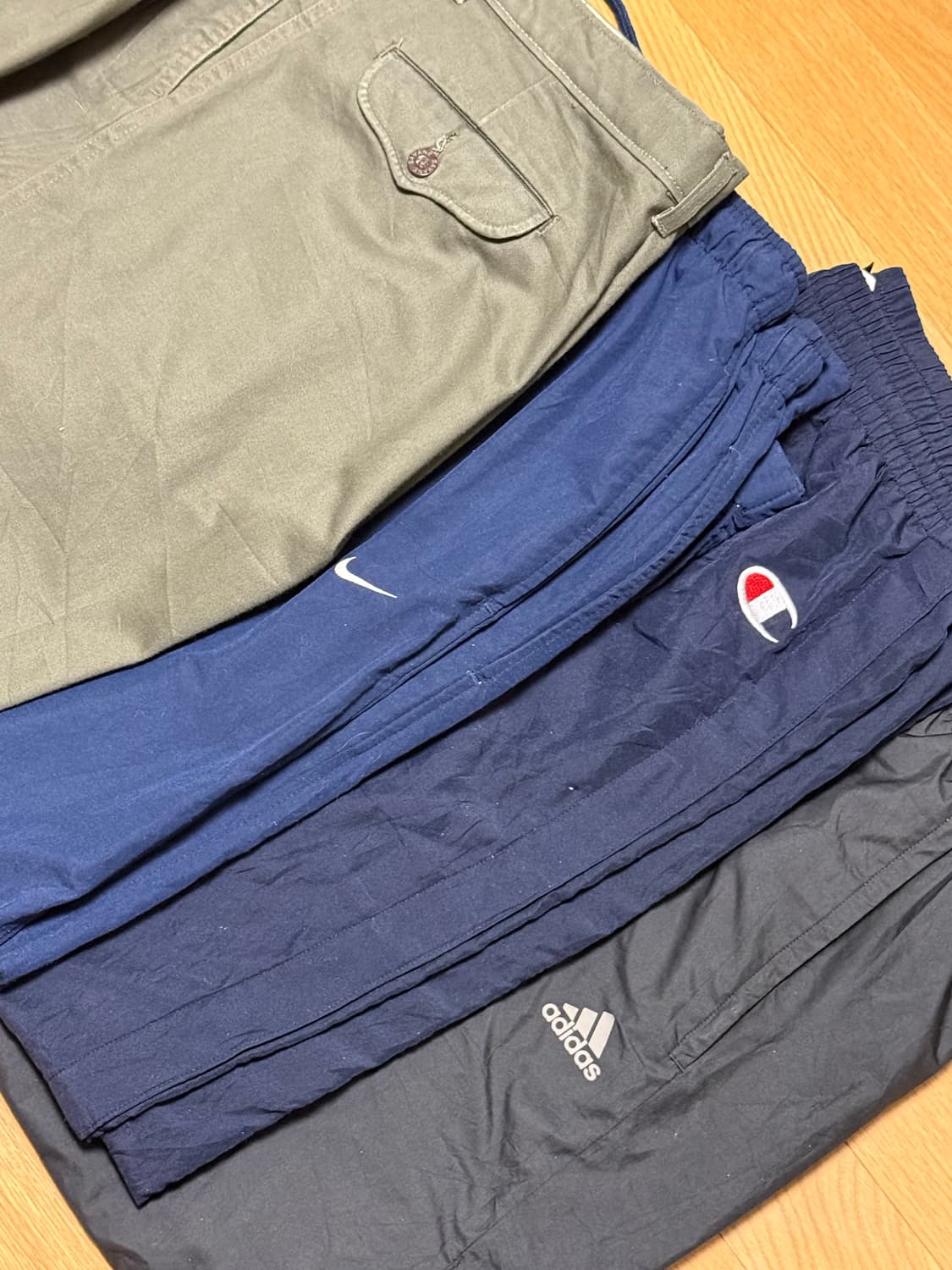 츄바, 아디다스 조거 팬츠 상품이미지1