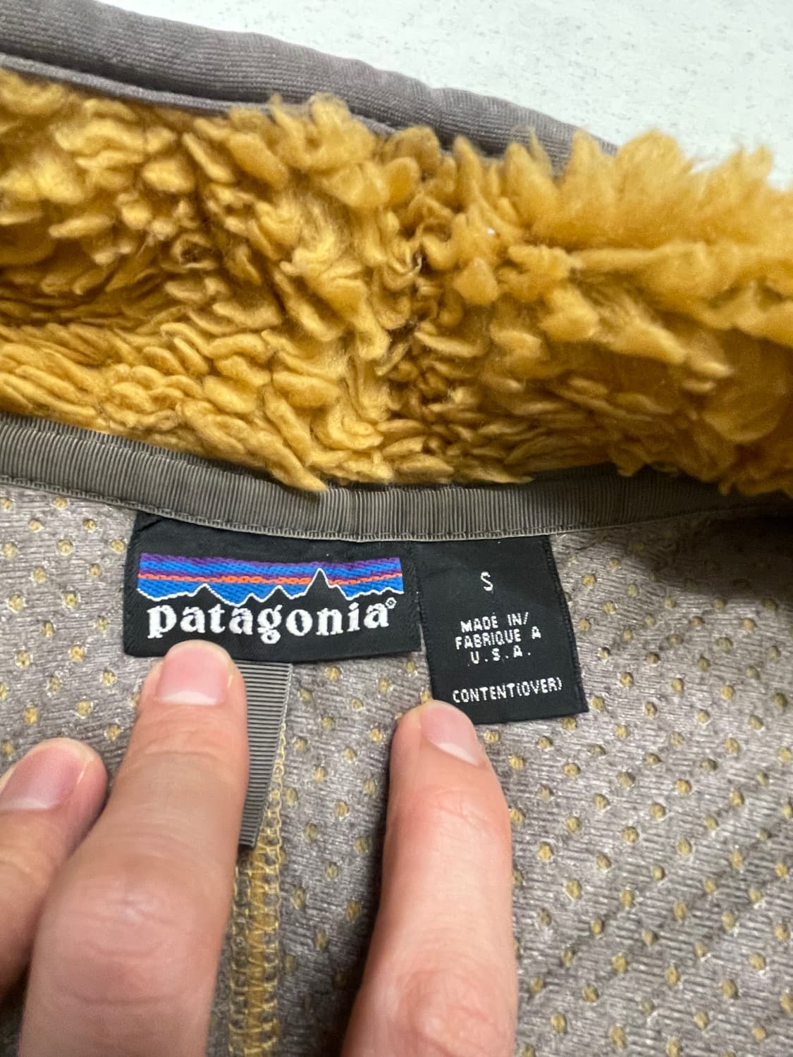 [S] 파타고니아 빈티지 딥파일 데킬라 골드 상품이미지3