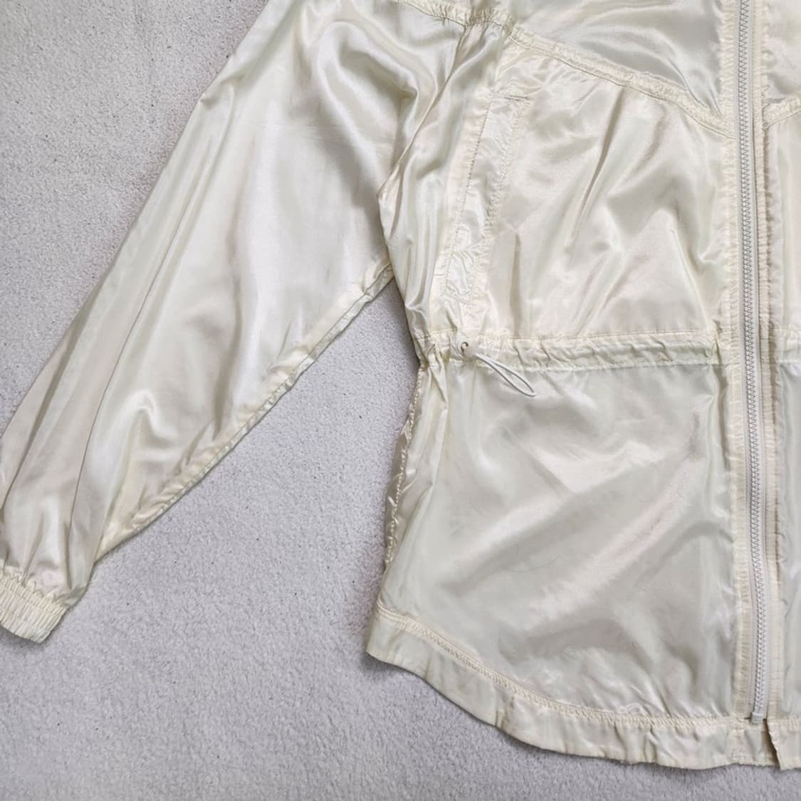 NIKE 윈드러너 서머라이즈 자켓 Women L 상품이미지3