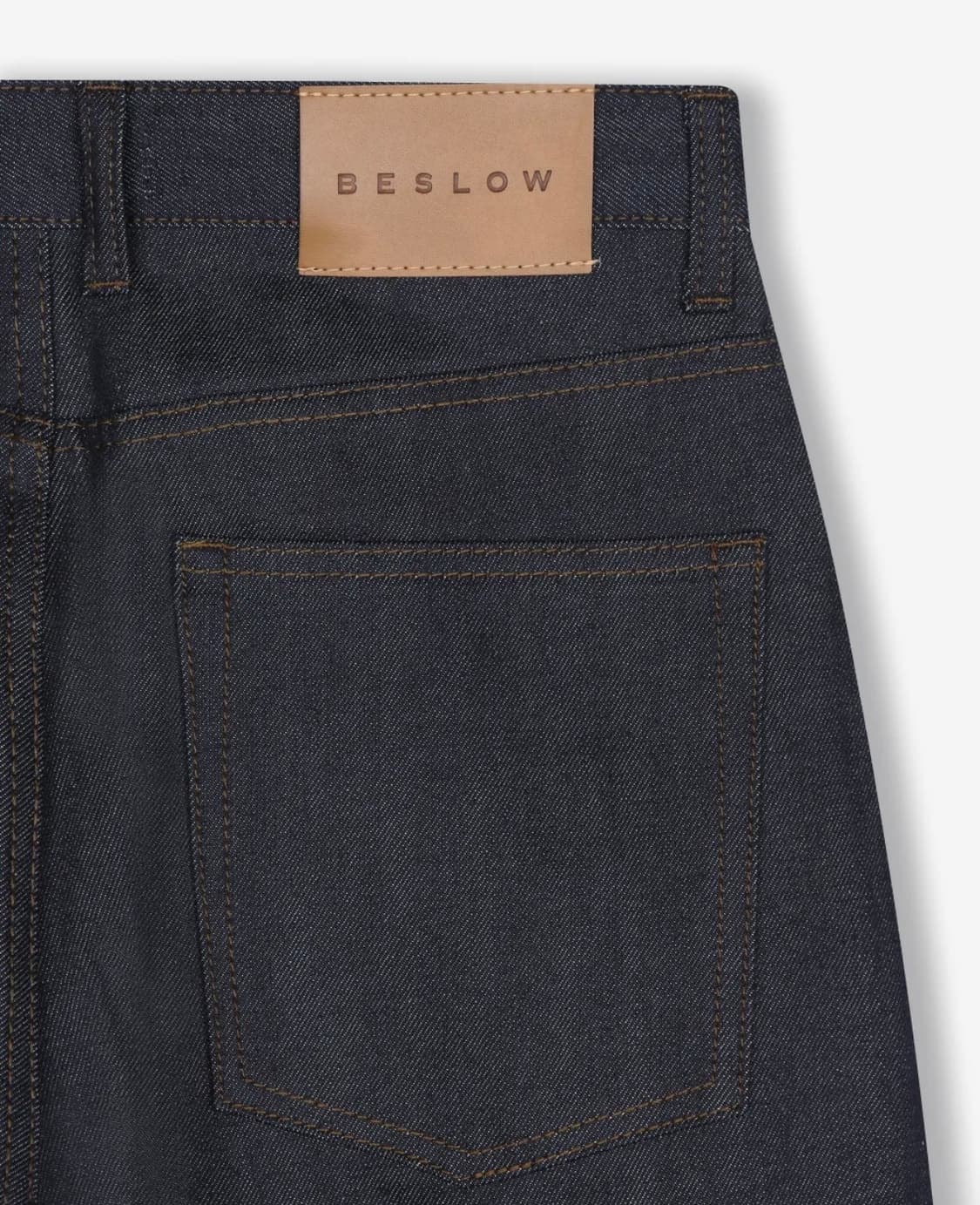 WIDE FIT TWO TUCK SELVAGE DENIM PANTS IN 상품이미지3