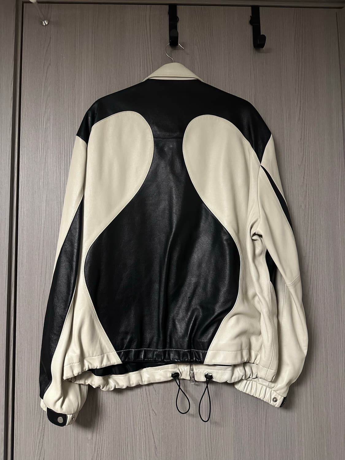 (M, 판매글) 타이핑미스테이크 레더자켓 상품이미지4