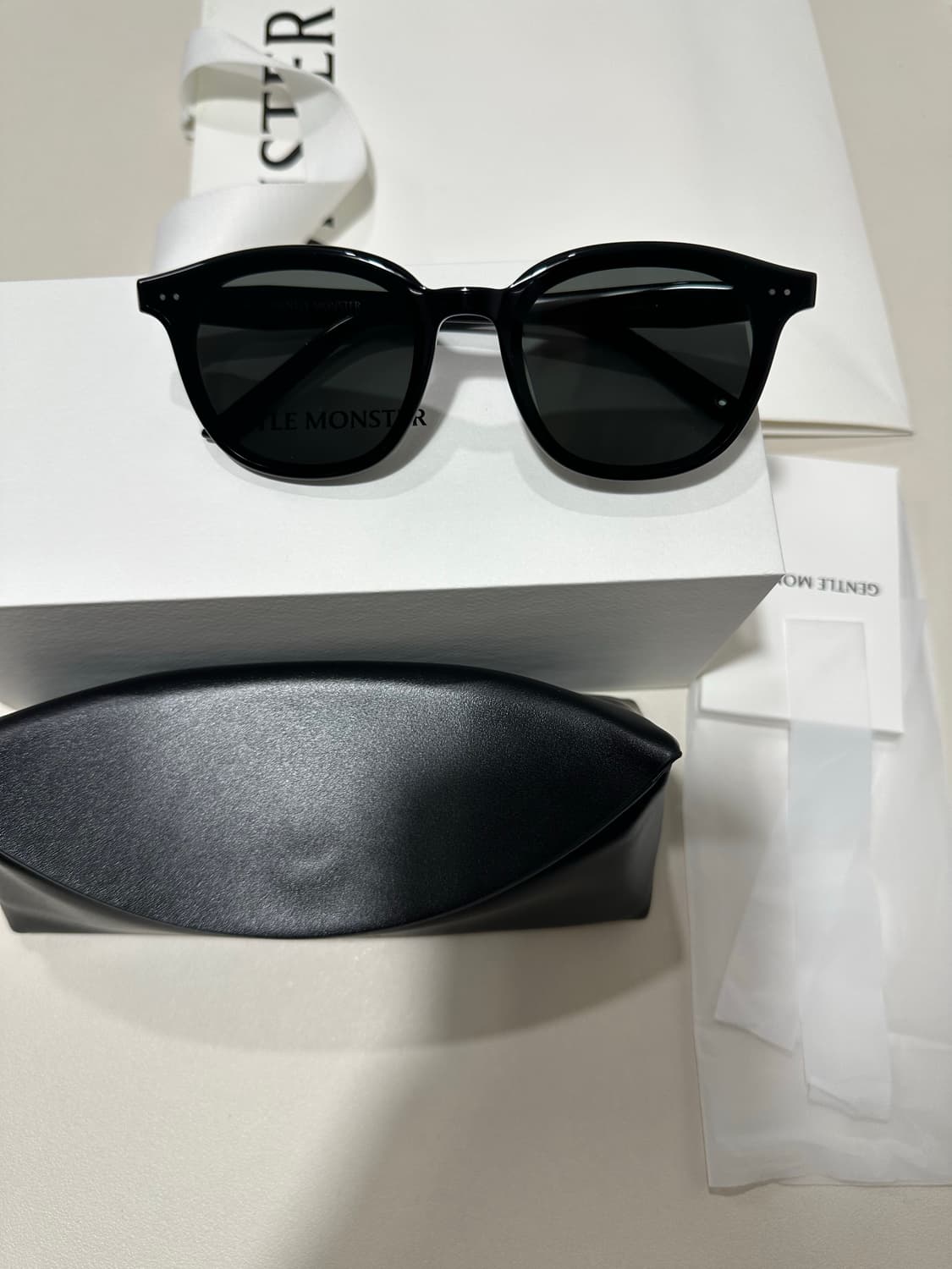 젠틀몬스터 주드 01  블랙 상품이미지1