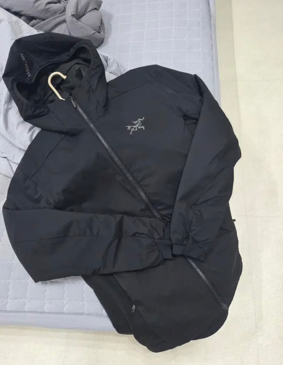 아크테릭스 아톰 후디 M 블랙 상품이미지2