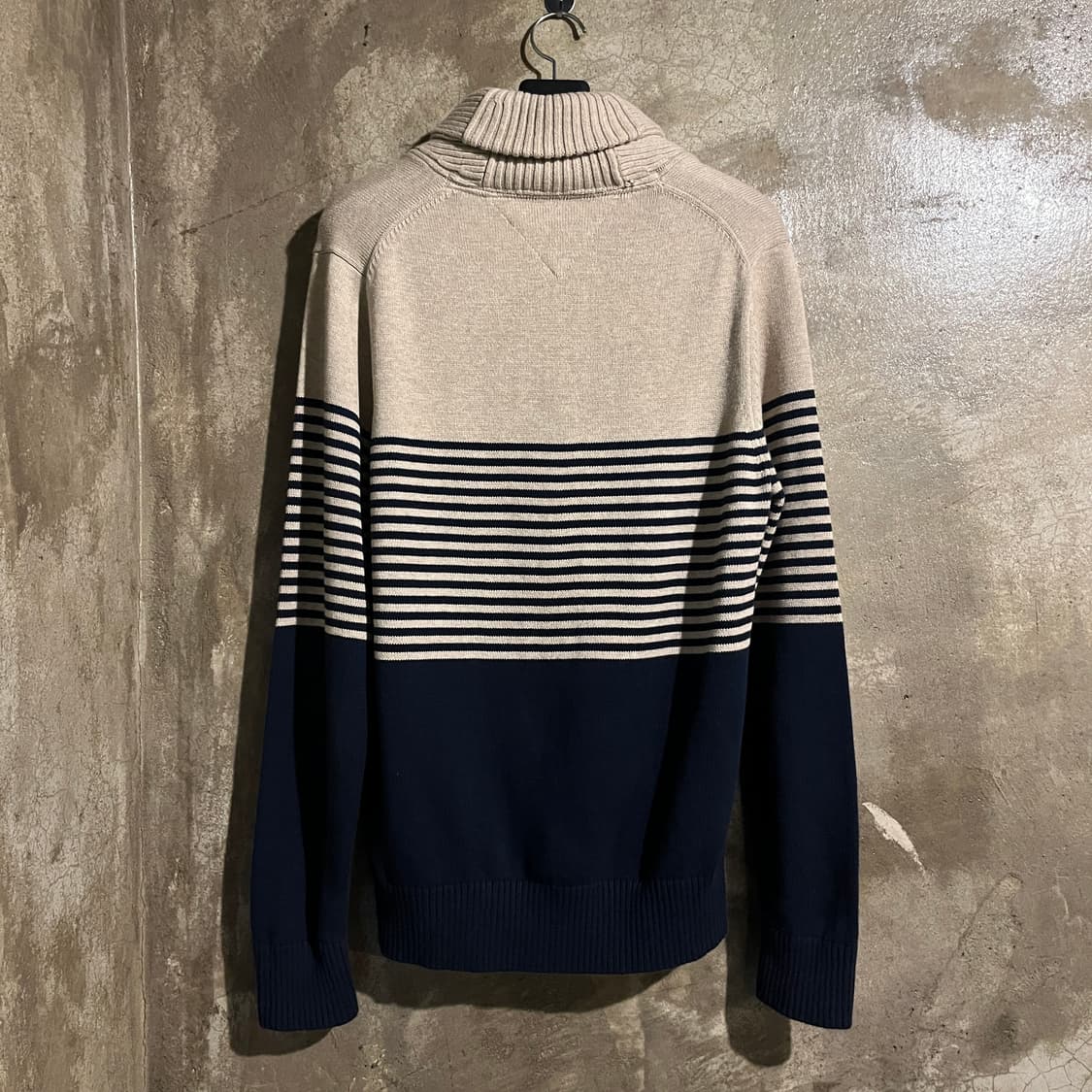 타미힐피거 카라넥 니트 상품이미지6