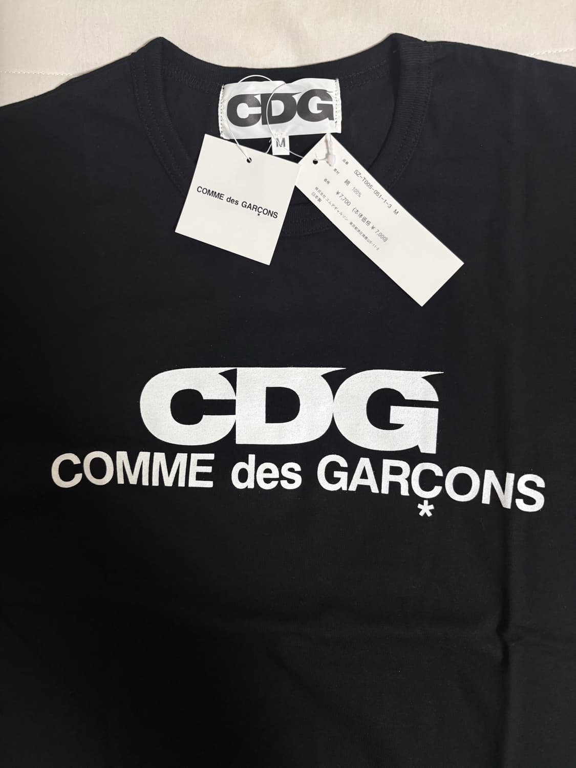 꼼데가르송 CDG 반팔 새상품 블랙 상품이미지5