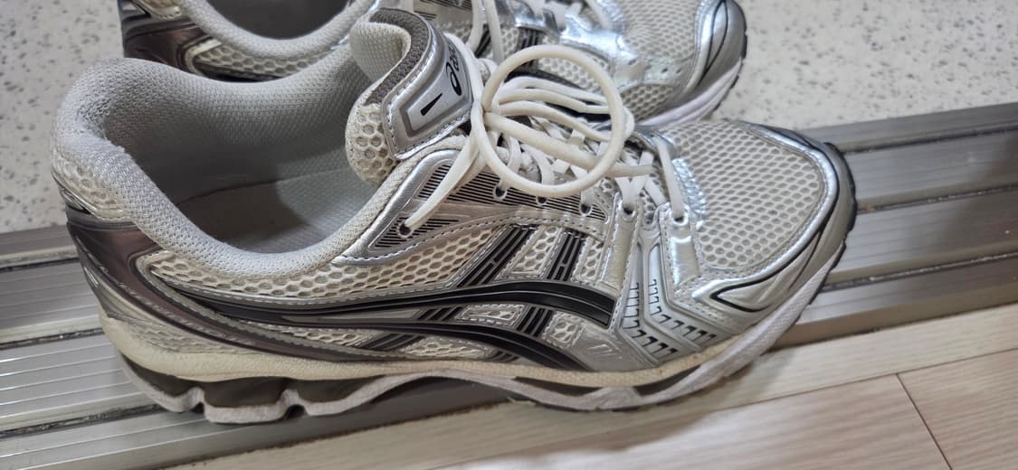 아식스 젤카야노14 크림블랙 260 상품이미지3