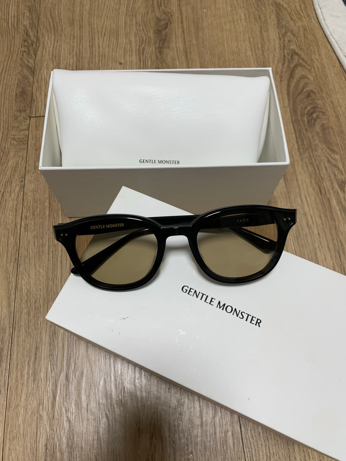 젠틀몬스터 제이드 01 상품이미지3