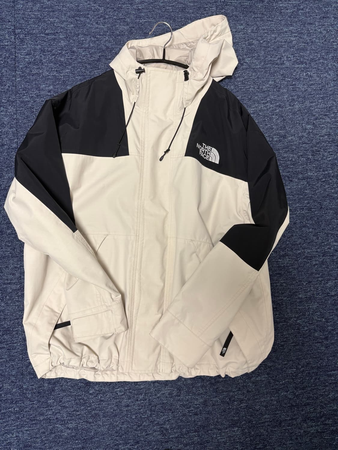 노스페이스 바람막이 상품이미지1
