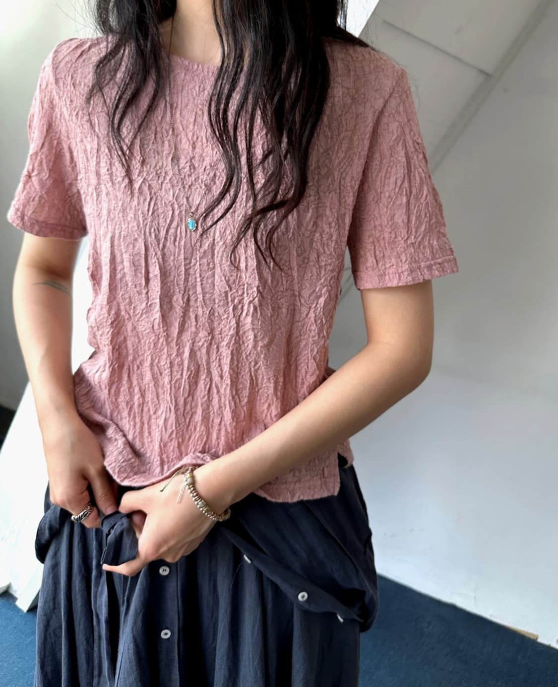Irregular pattern wrinkled top 상품이미지8
