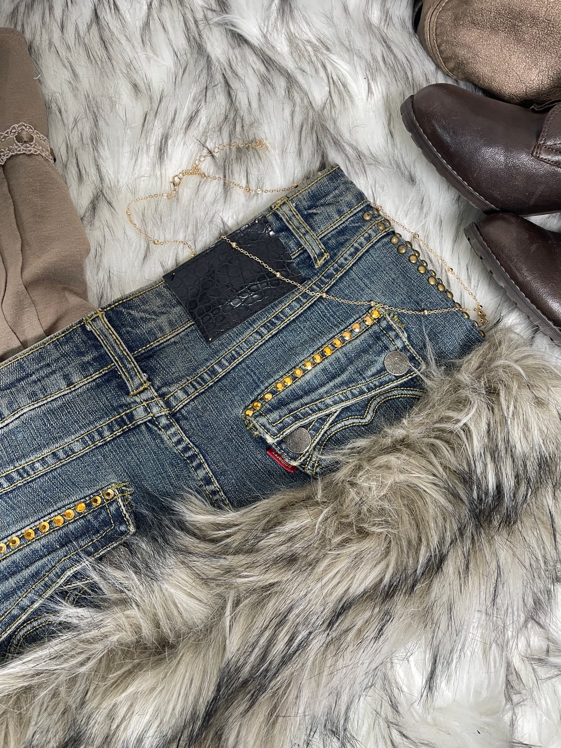 빈티지 퍼 커스텀 스터드 스커트 로우라이즈 상품이미지5