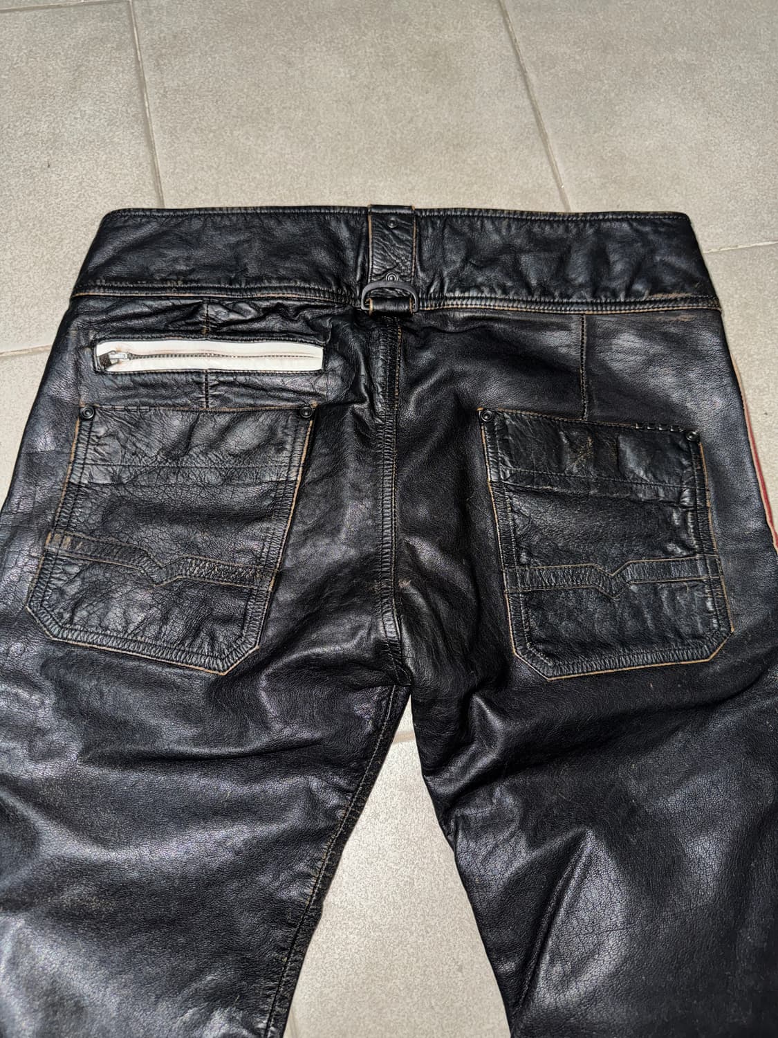 디젤 슬림 레더 팬츠 상품이미지8