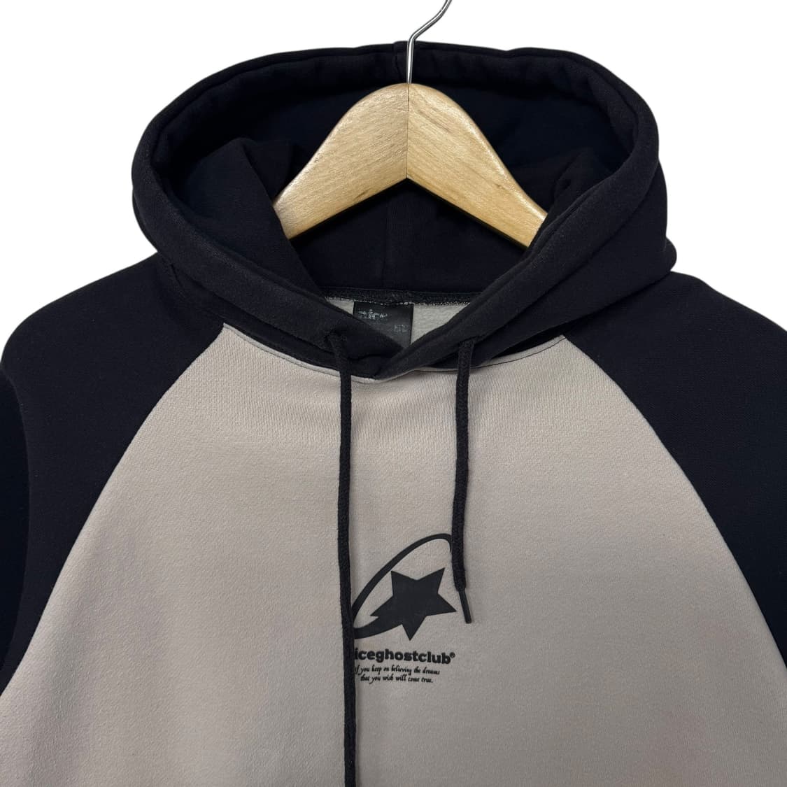 나이스고스트클럽 스타로고 래글런 후드티 상품이미지3