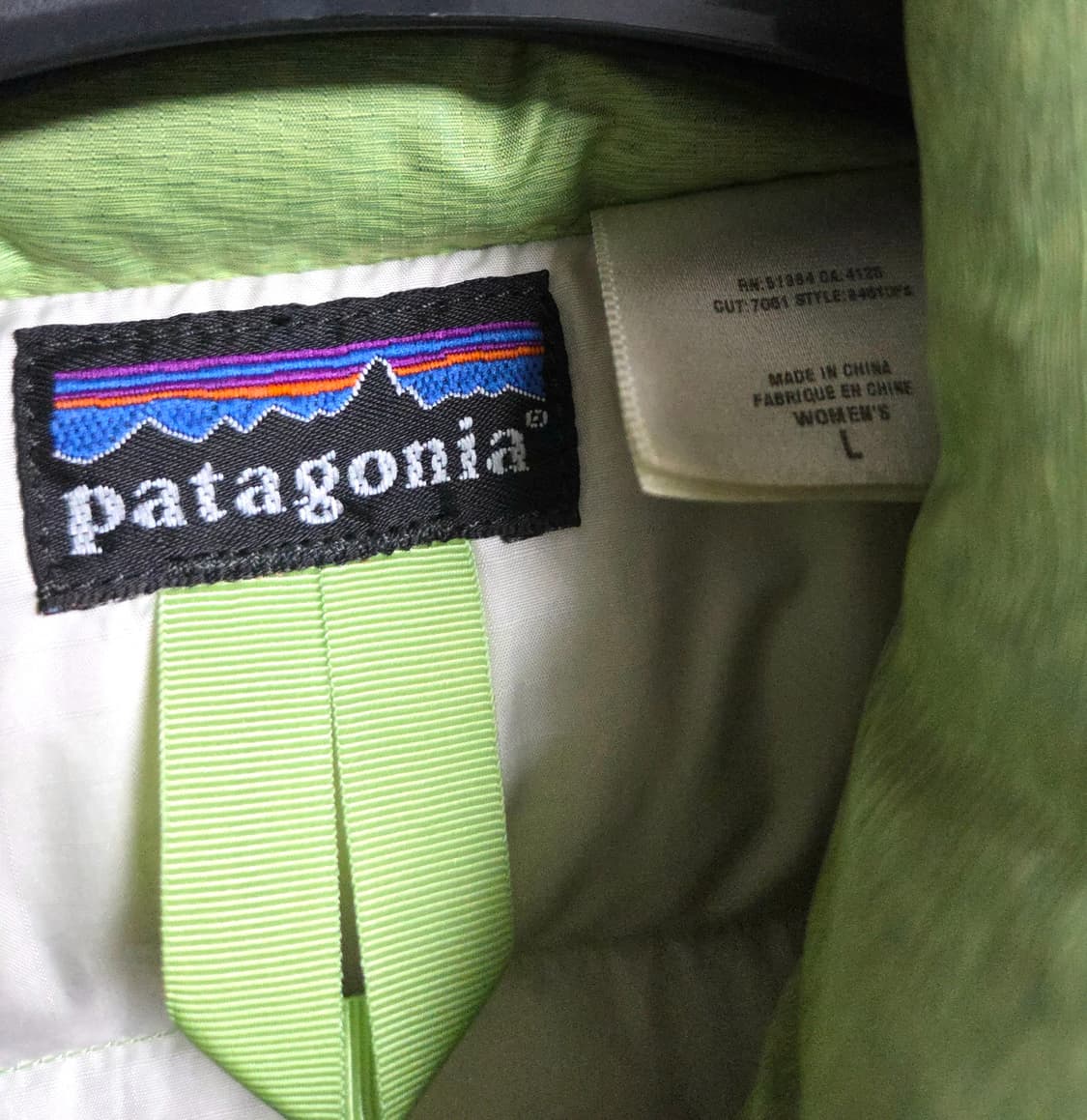 (L)파타고니아 라임 다운 패딩 lime 자켓 상품이미지3
