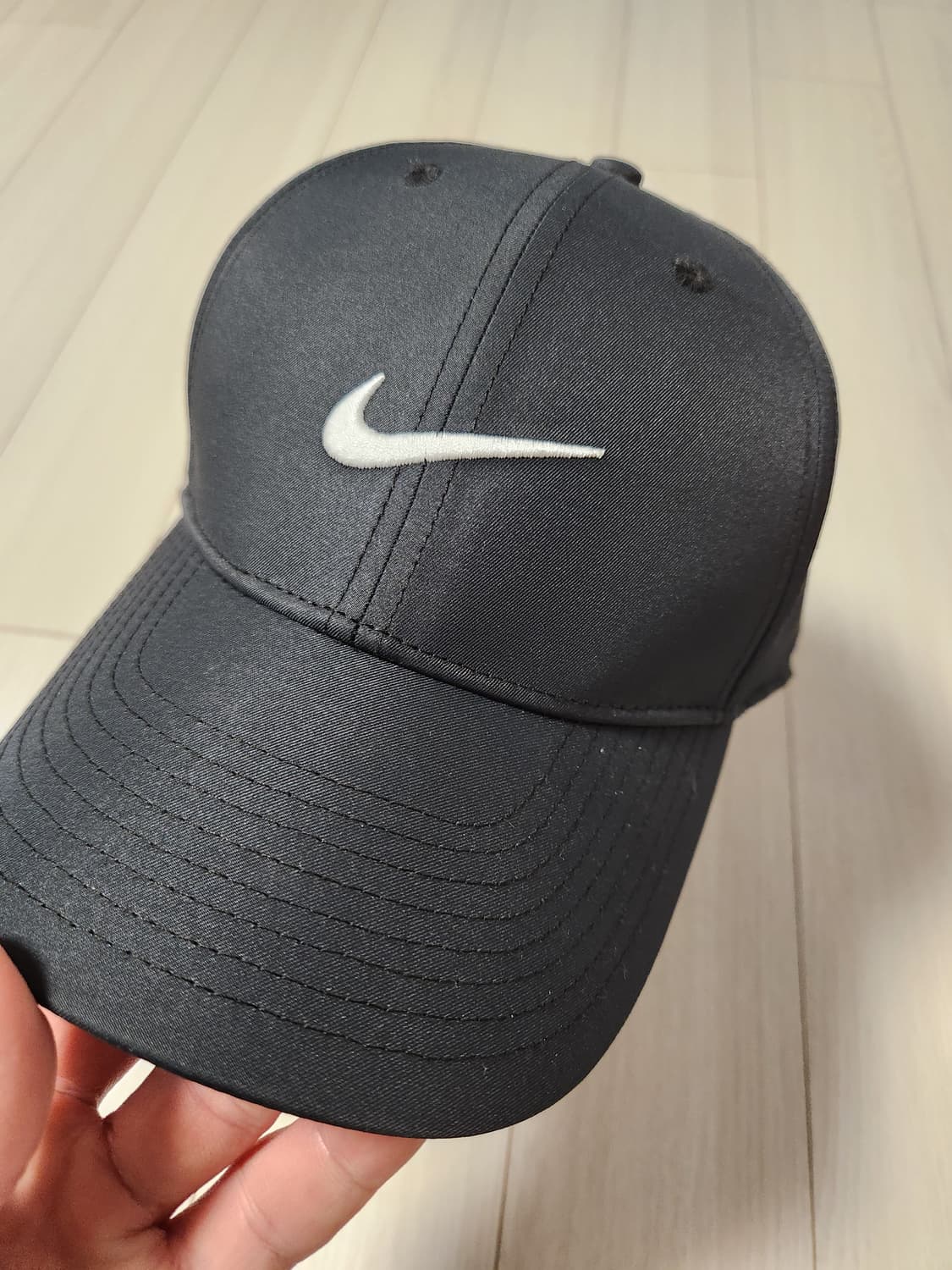 나이키 Legacy91 볼캡 새상품 판매합니다. 한 번도 쓰지 않아서 상 상품이미지1