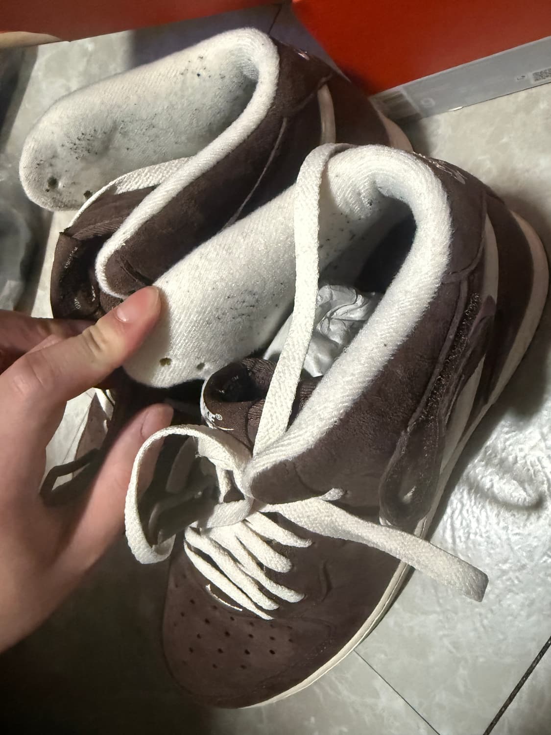 270사이즈 나이키 에어포스1 미드 초콜릿 상품이미지3