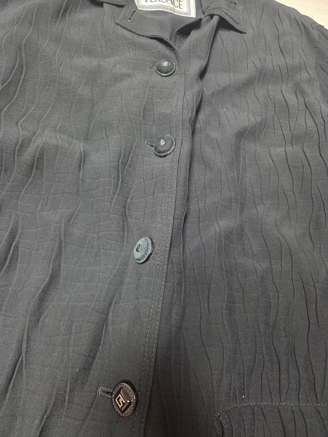 지아니 베르사체 메두사 세이프티 핀 코트 상품이미지4