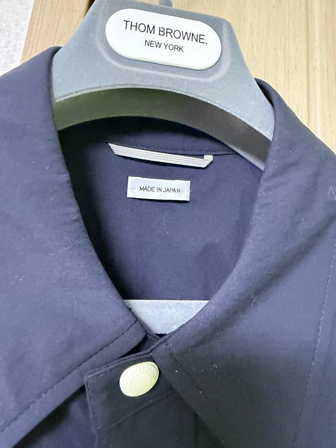 [2] 톰브라운 암밴드 나일론 오버셔츠 상품이미지2