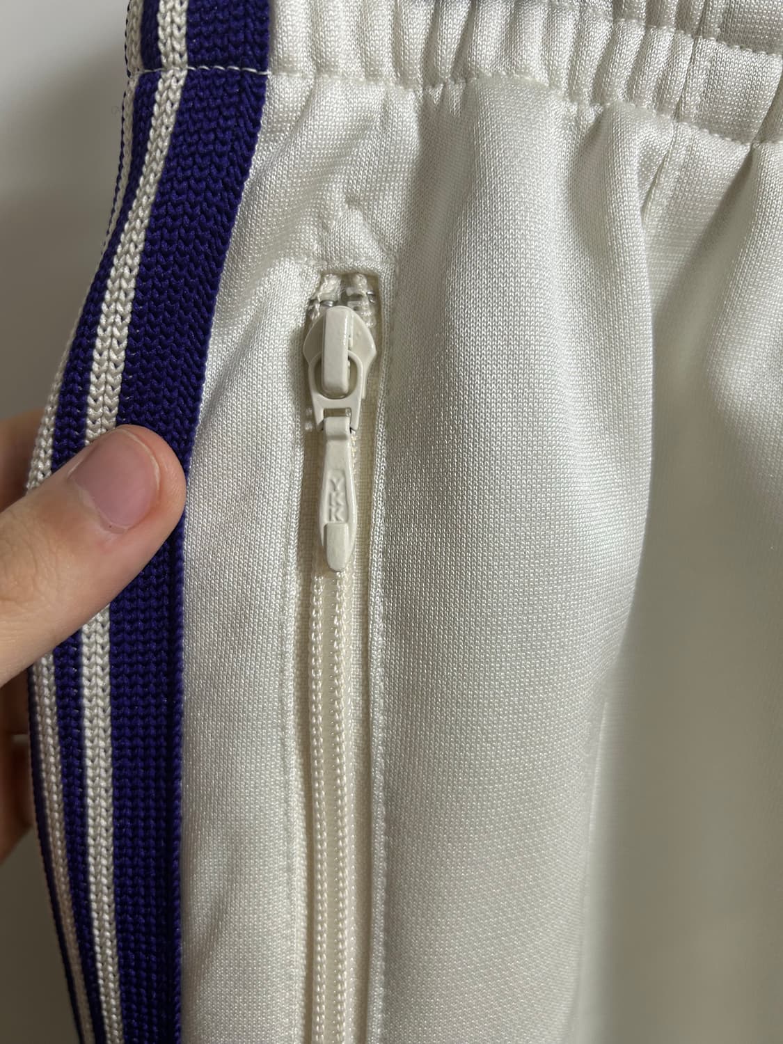 니들스 hd 트랙팬츠 폴리 스무스 아이스 화이트 (화이트 퍼플) 상품이미지5