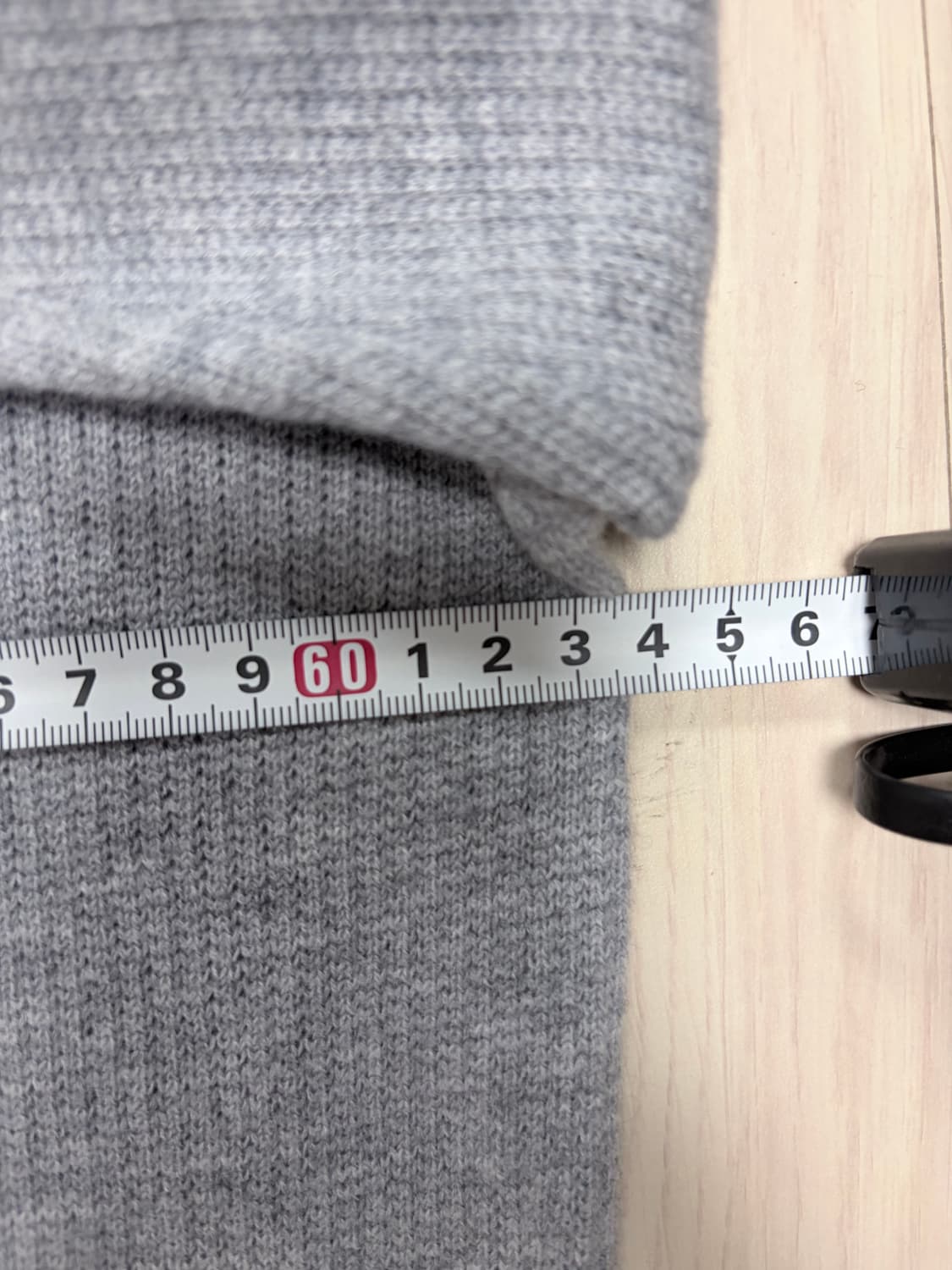Crepuscule 울100 브이넥 니트 그레이 2사이즈 상품이미지4