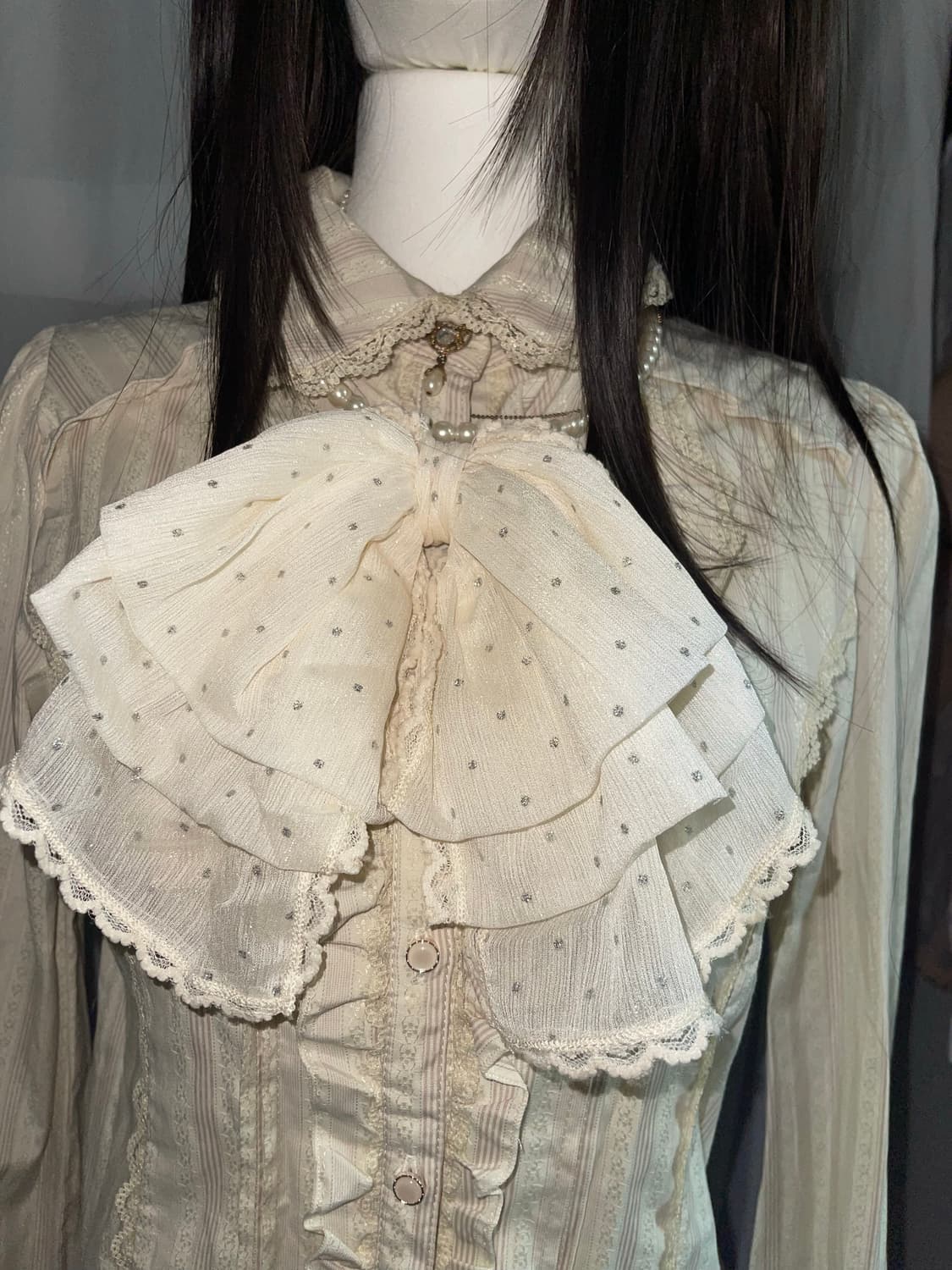 Axes femme & Ribbon brooch 엑시즈팜 블라우스 세트 상품이미지6
